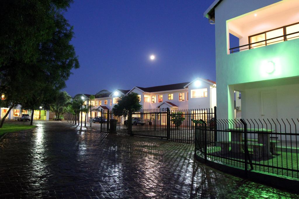 Casa Bianca Guest Lodge Hartbeespoort Eksteriør bilde
